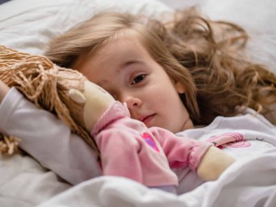 little-girl-falls-asleep-in-bed-with-soft-doll-white.jpg little-girl-falls-asleep-in-bed-with-soft-doll-white.jpg
